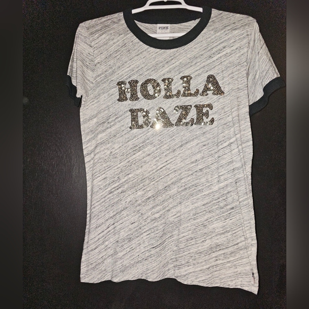 Victoria Secret PINK Holiday tshirt small